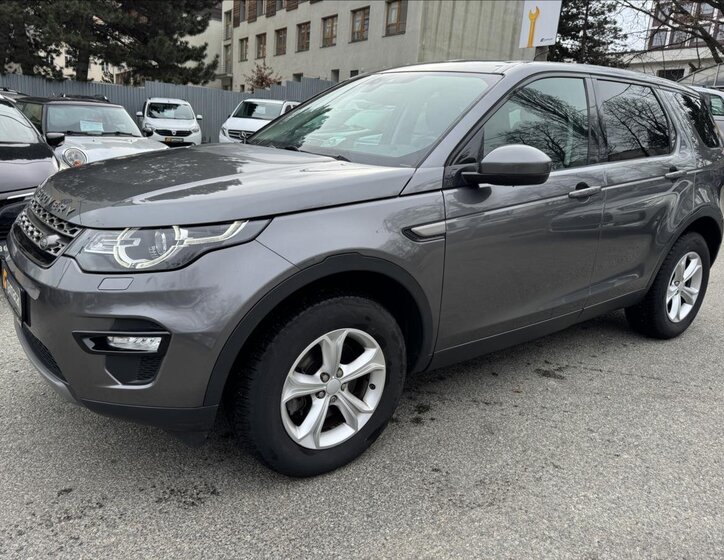 Land Rover Discovery Sport SUV 2,0 l 110 kw