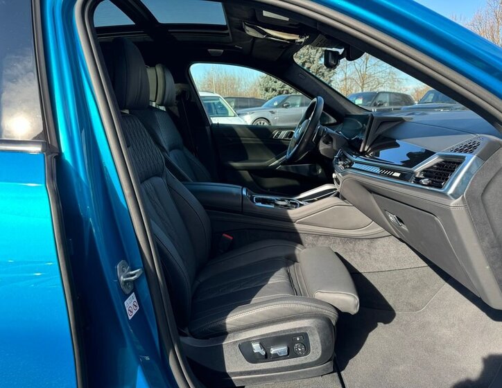 BMW X6 SUV / Terénní 4,4 l 390 kw