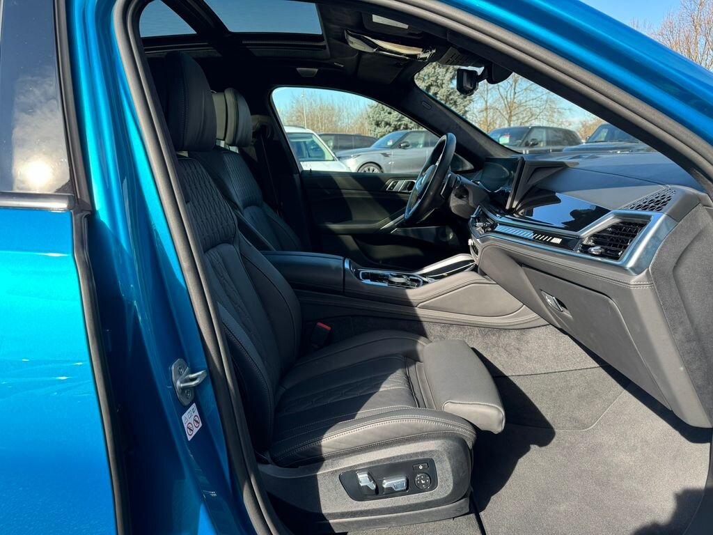 BMW X6 SUV / Terénní 4,4 l 390 kw