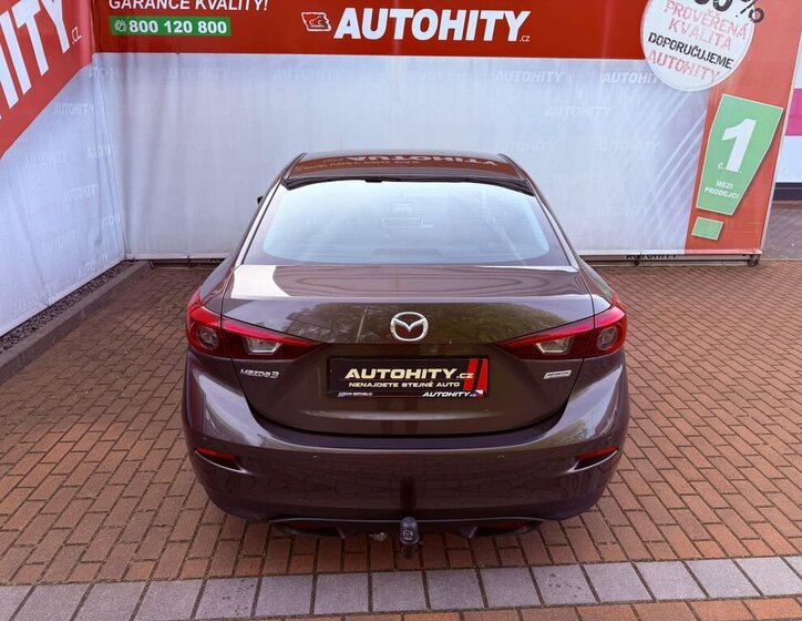 Mazda 3 Sedan / Limuzína 2,0 l 88 kw