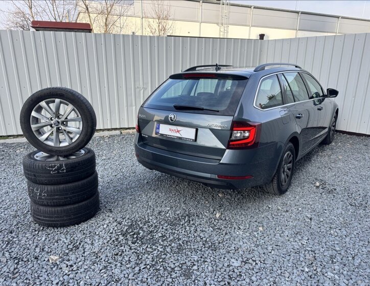 Škoda Octavia Kombi 1,5 l 110 kw