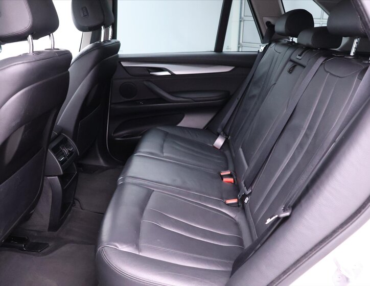 BMW X5 SUV 2,0 l 160 kw