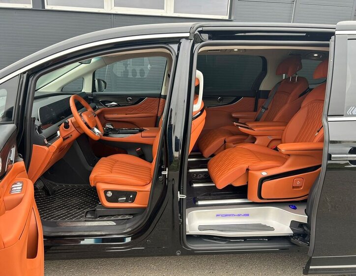 Dongfeng Ostatní MPV 1,5 l 255 kw