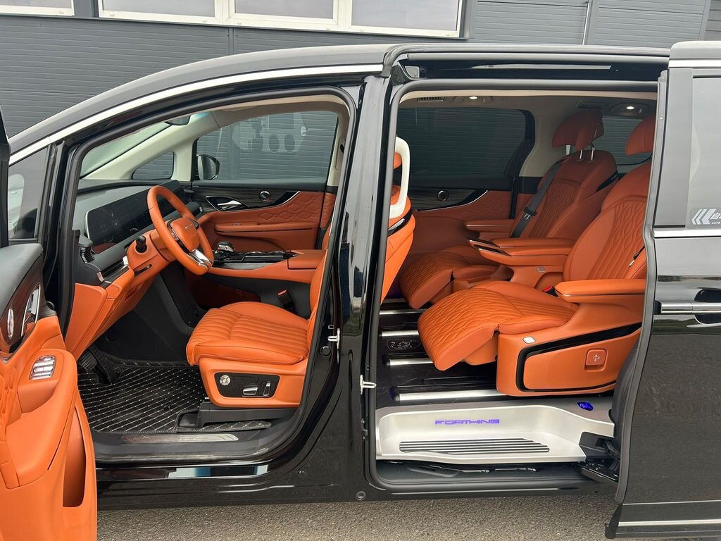 Dongfeng Ostatní MPV 1,5 l 255 kw