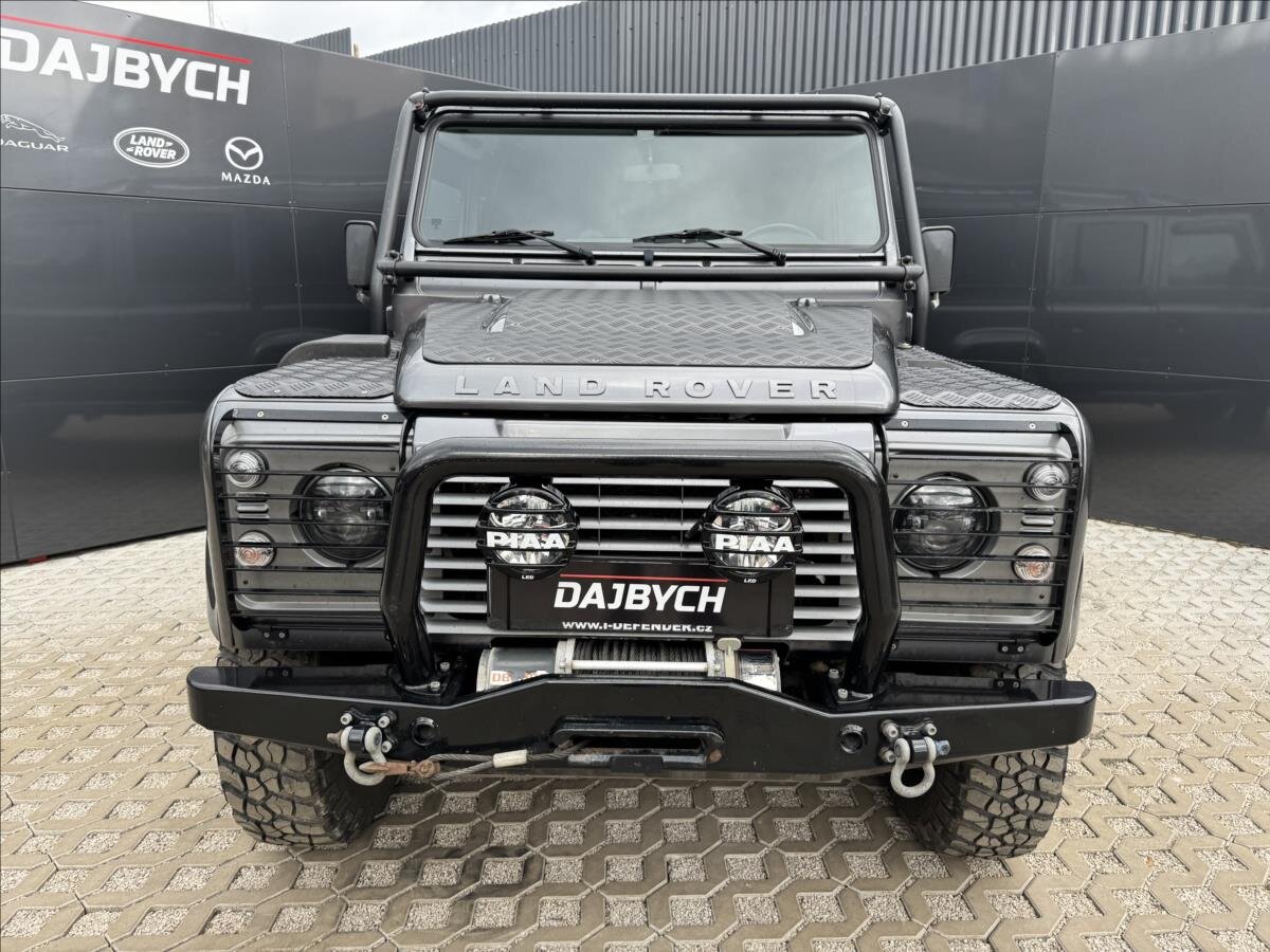 Land Rover Defender Skříň 2,2 l 90 kw