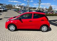 Toyota Aygo Hatchback 998,0 53 kw