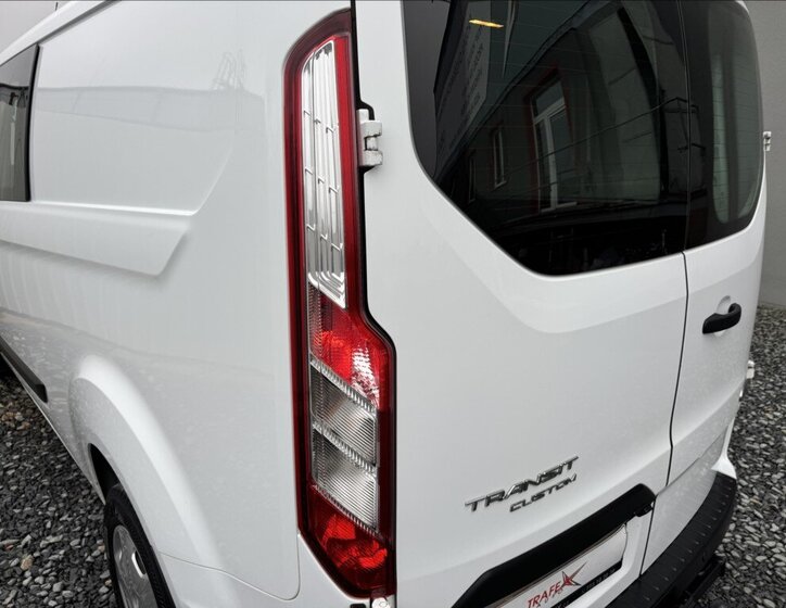 Ford Transit Custom 19