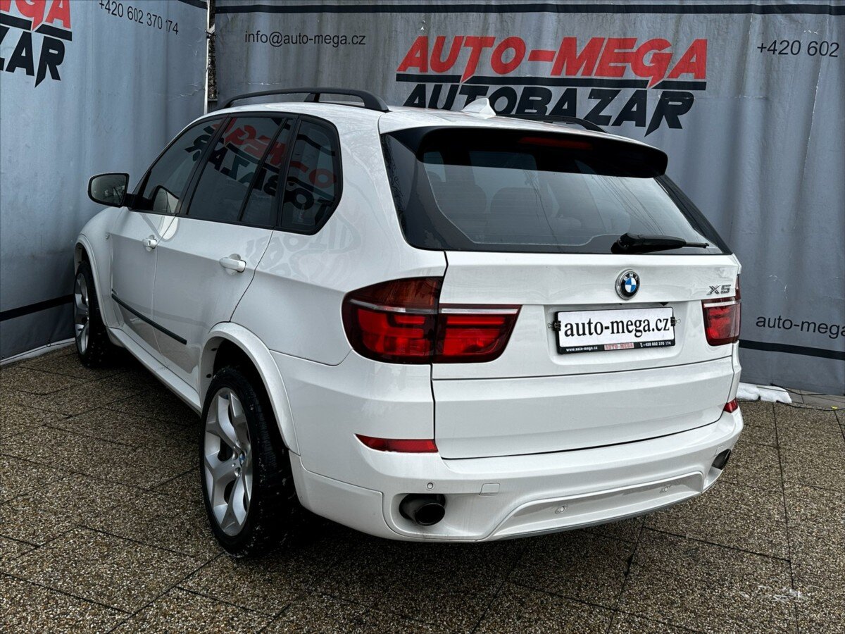 BMW X5 Kombi 3,0 l 180 kw