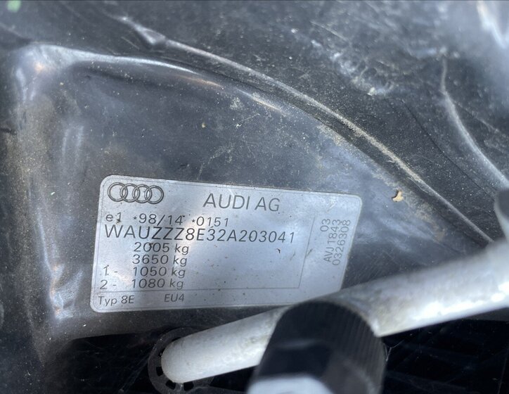 Audi A4 Sedan / Limuzína 1,8 l 110 kw