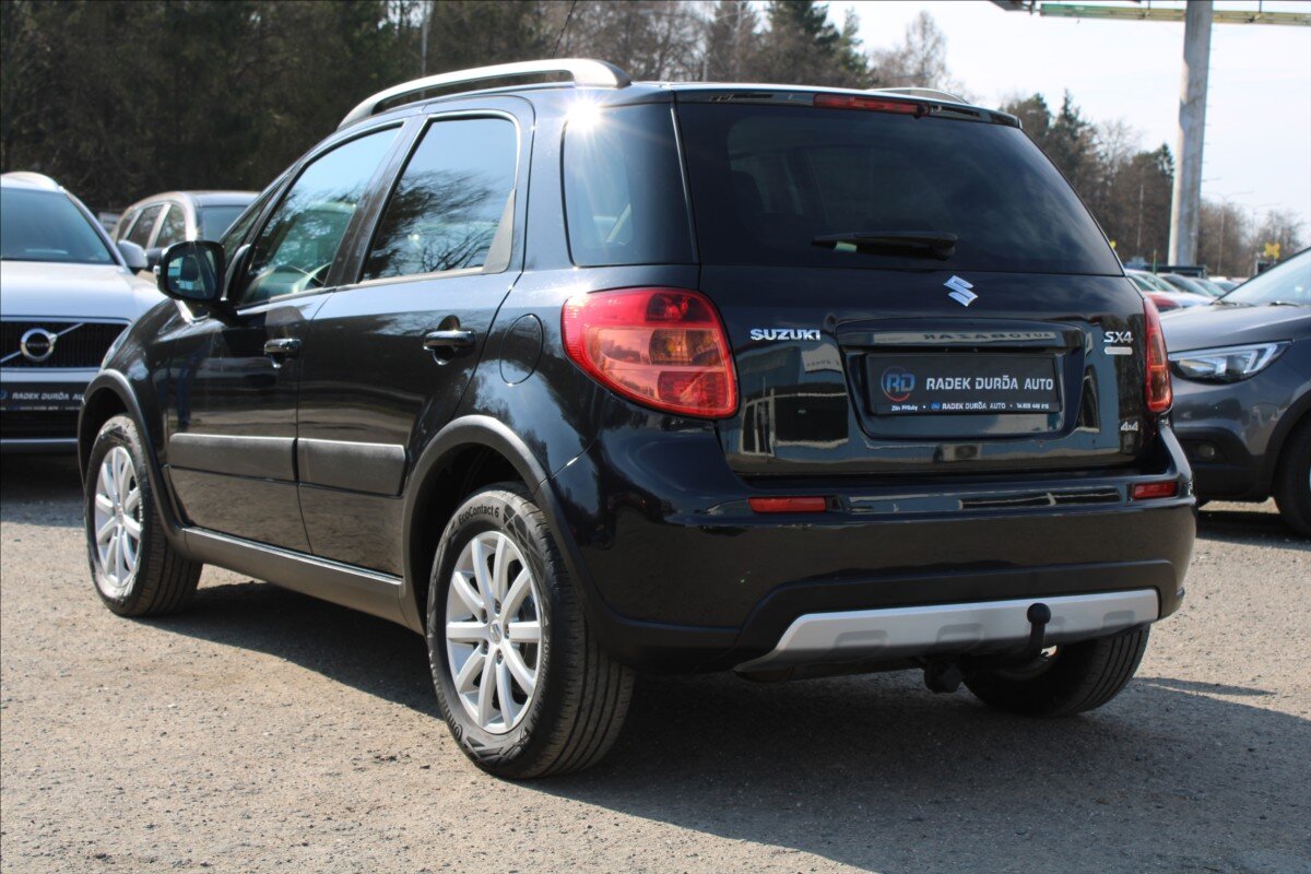 Suzuki SX4 Hatchback 1,6 l 88 kw