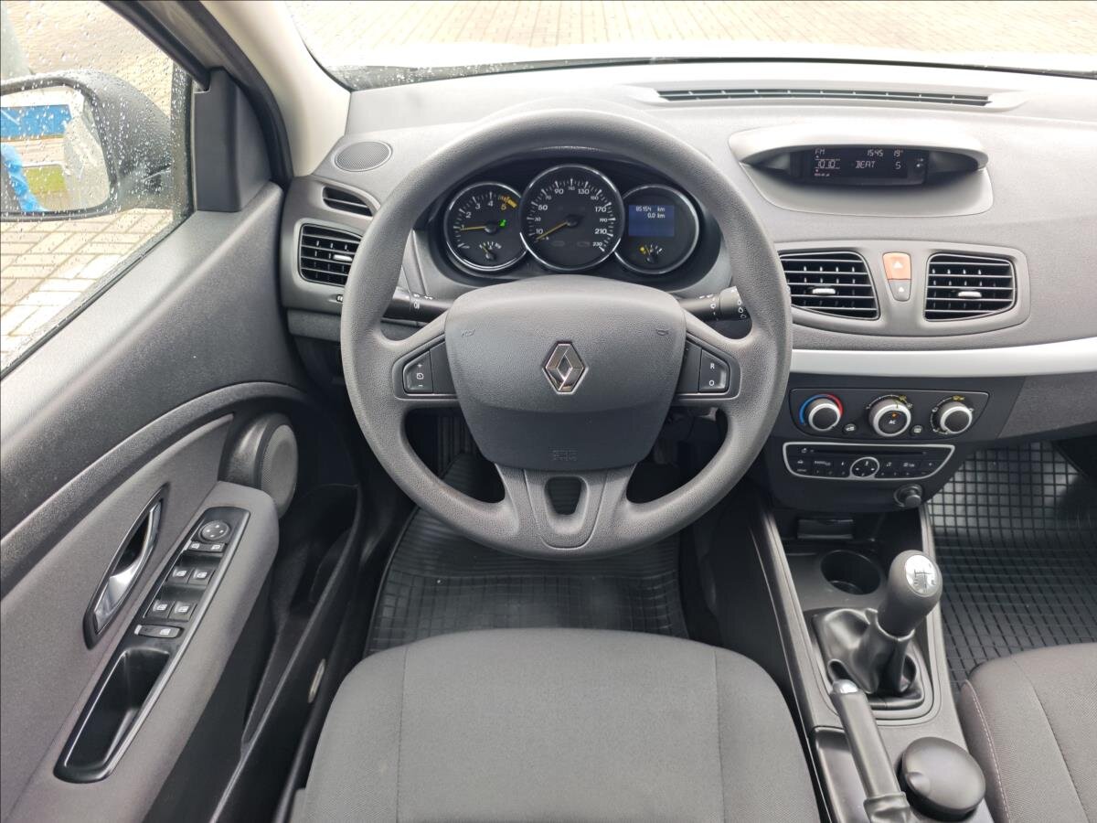 Renault Fluence Sedan / Limuzína 1,5 l 66 kw