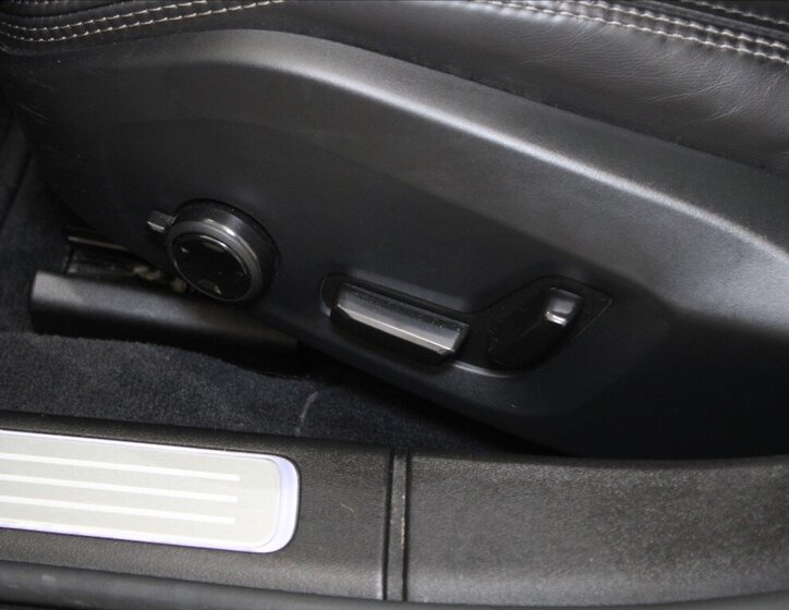 Volvo V90 Kombi 2,0 l 220 kw