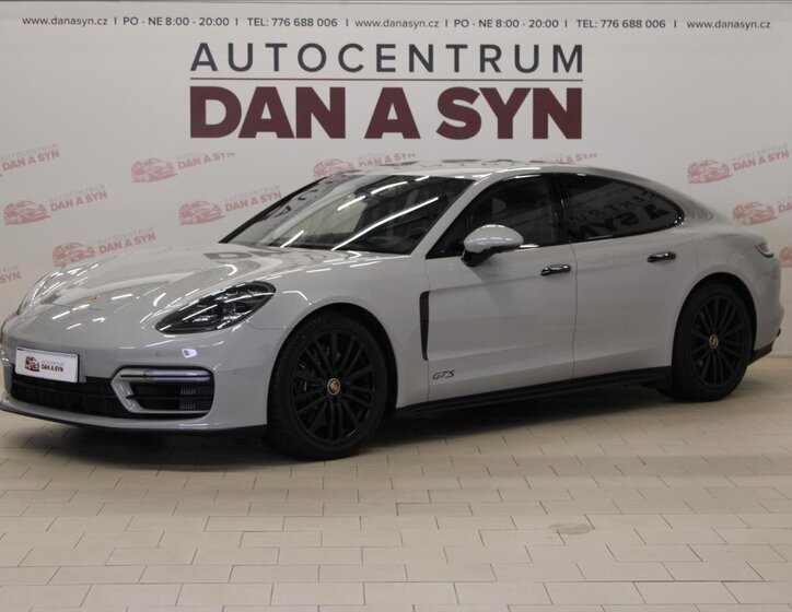 Porsche Panamera Hatchback 4,0 l 368 kw