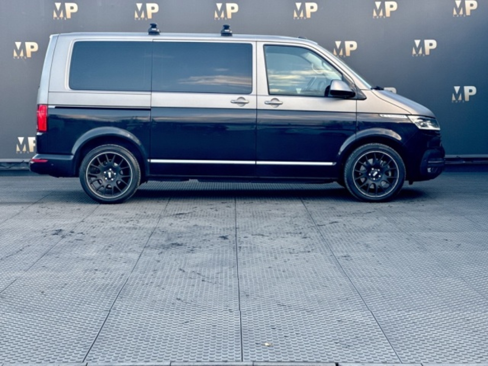 Volkswagen Multivan 7