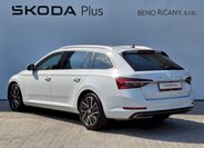 Škoda Superb 12