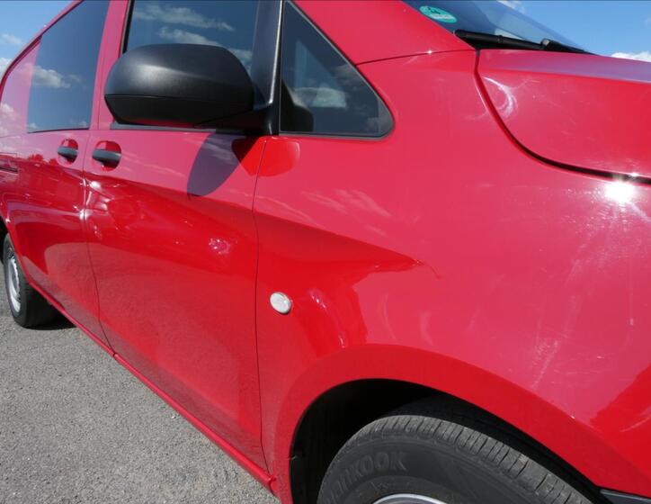 Mercedes-Benz Vito 14