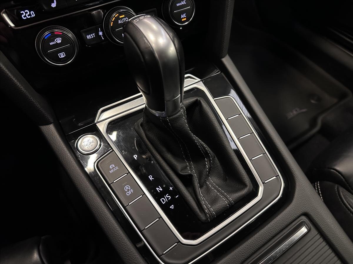 Volkswagen Passat Sedan 2,0 l 162 kw