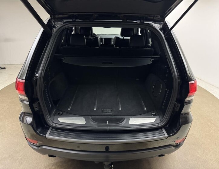 Jeep Grand Cherokee 52