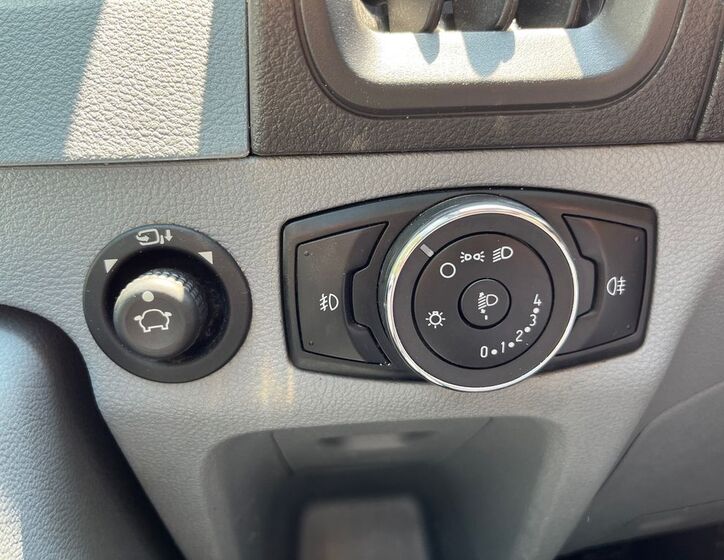Ford Transit 16