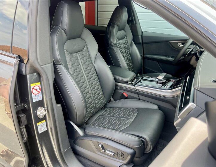 Audi RS Q8 SUV 4,0 l 441 kw