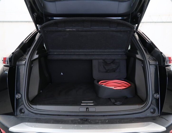 Peugeot 2008 SUV 0,0 100 kw