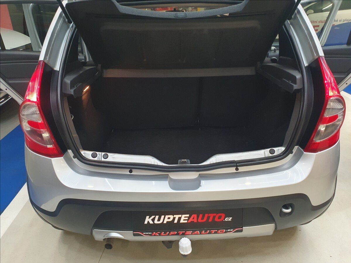 Dacia Sandero Hatchback 1,6 l 62 kw