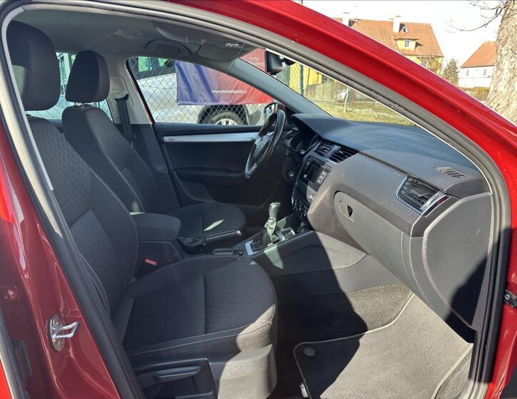 Škoda Octavia Kombi 2,0 l 110 kw