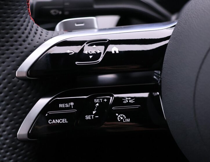 Mercedes-Benz CLA Kupé 1,3 l 120 kw