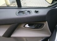 Ford Tourneo Custom 16