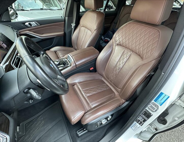 BMW X5 SUV / Terénní 3,0 l 195 kw