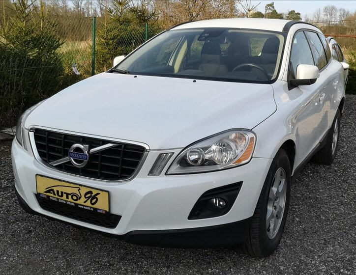 Volvo XC60 Kombi 2,4 l 136 kw