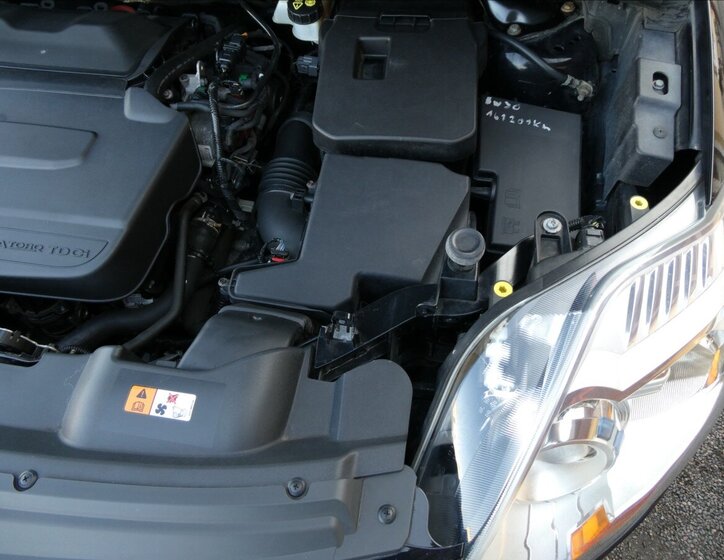 Ford Kuga SUV / Terénní 2,0 l 103 kw