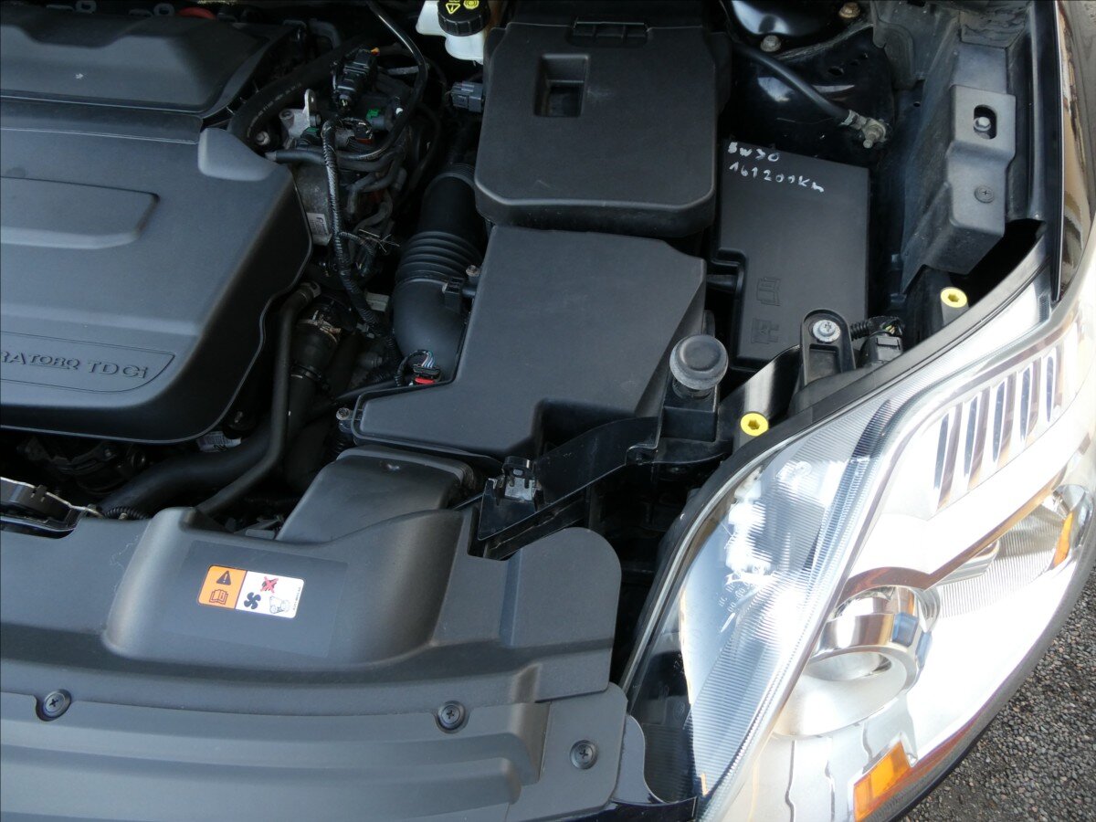 Ford Kuga SUV / Terénní 2,0 l 103 kw