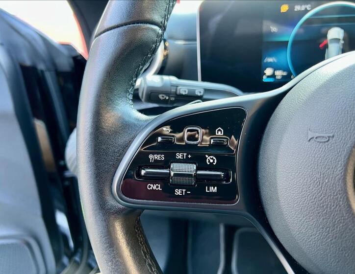 Mercedes-Benz CLA 29