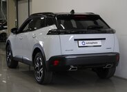 Peugeot 2008 SUV / Terénní 1,2 l 107 kw