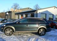Audi Q7 8