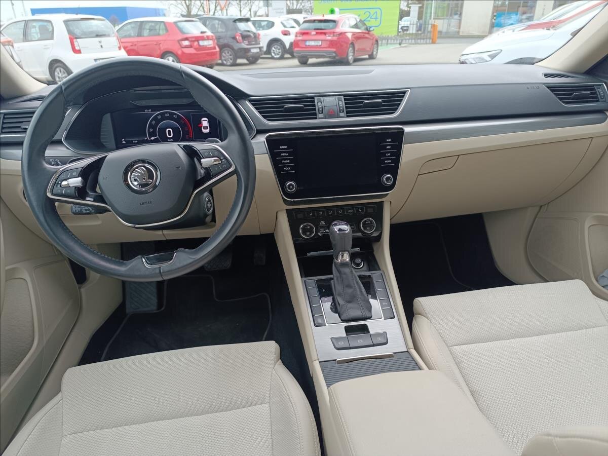Škoda Superb Liftback 2,0 l 110 kw
