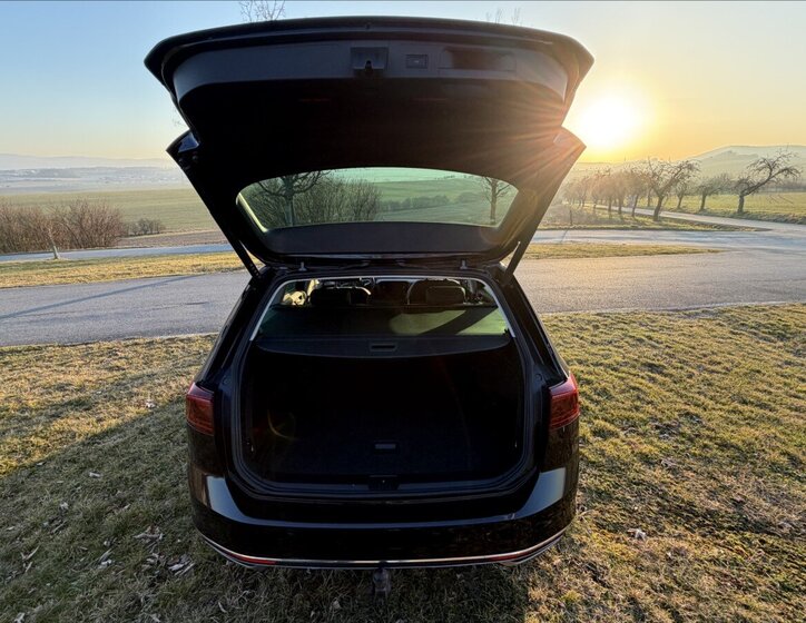 Volkswagen Passat Kombi 2,0 l 110 kw