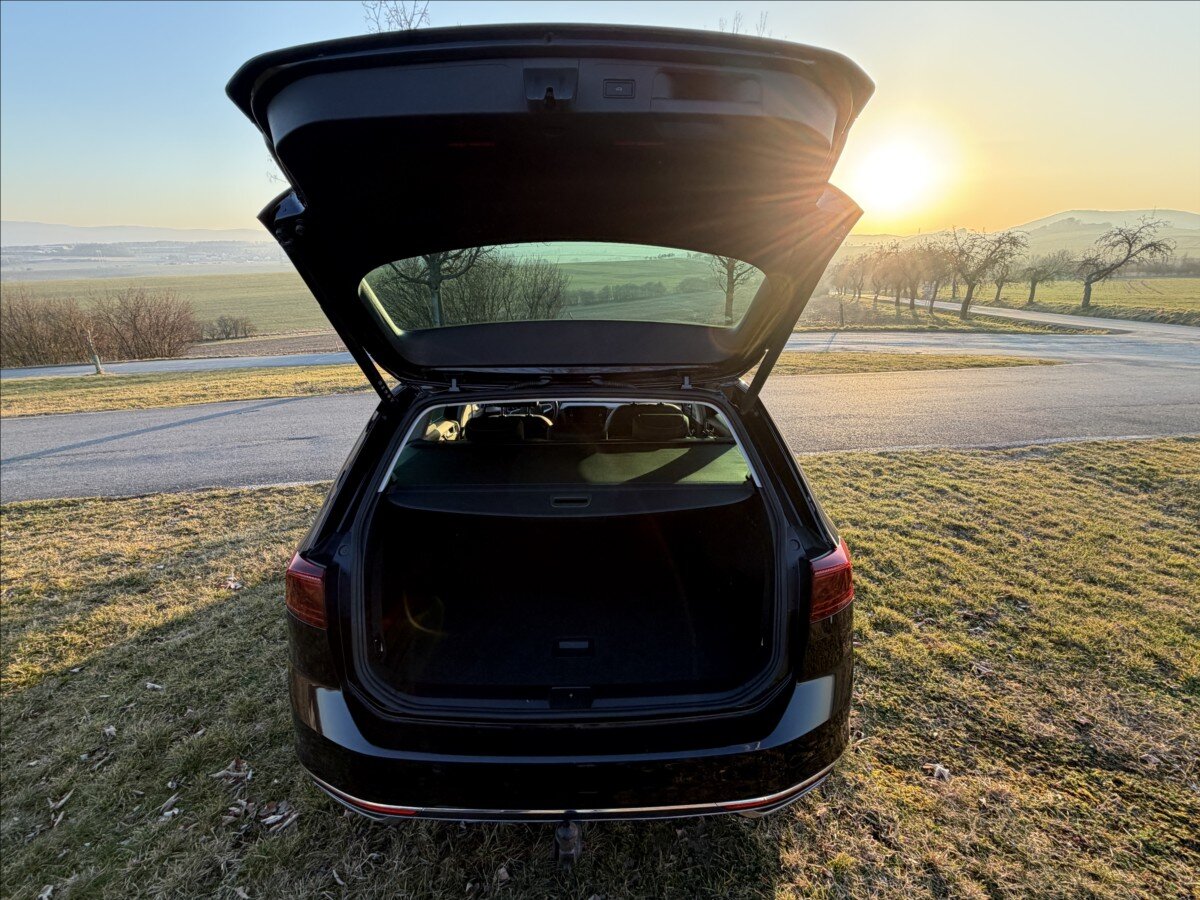 Volkswagen Passat Kombi 2,0 l 110 kw