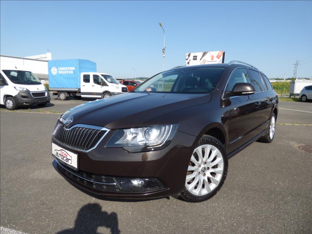 Škoda Superb