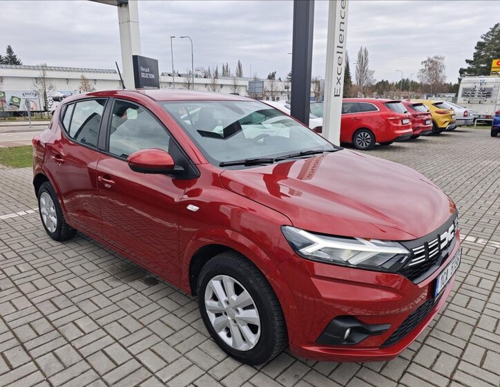 Dacia Sandero Hatchback 999,0 67 kw