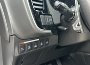 Mitsubishi Outlander 30
