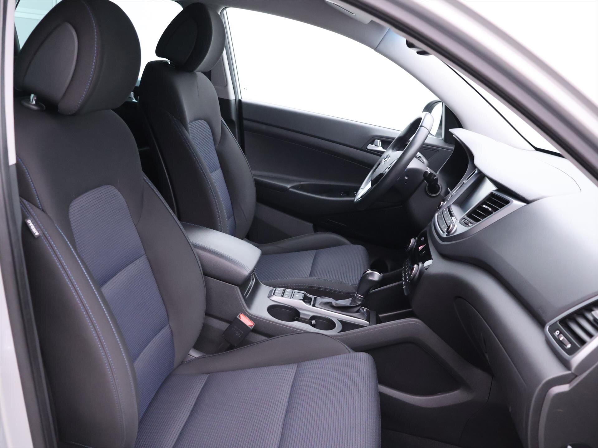 Hyundai Tucson SUV 2,0 l 100 kw