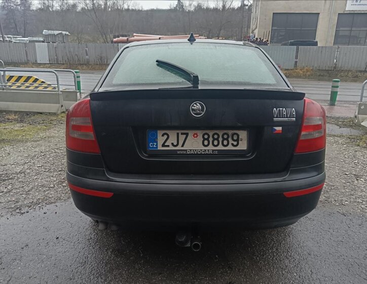 Škoda Octavia Sedan / Limuzína 1,9 l 77 kw