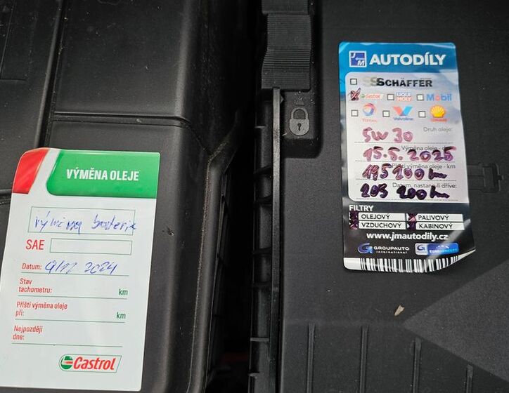 Volkswagen Touran 19