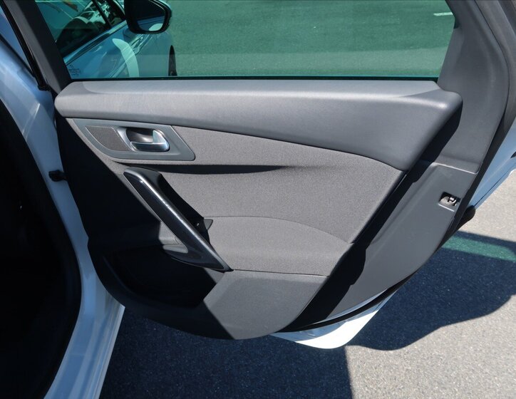 Peugeot 508 Kombi 2,0 l 120 kw