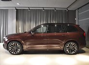 Volvo XC90 SUV / Terénní 2,0 l 335 kw
