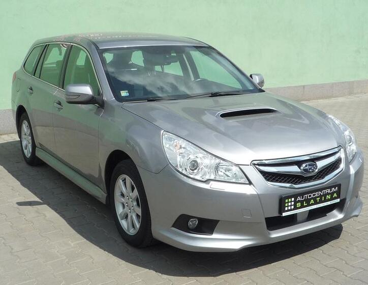 Subaru Legacy 12