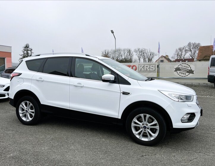 Ford Kuga Kombi 2,0 l 132 kw