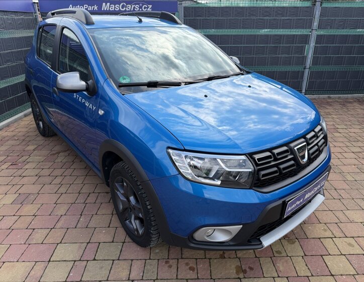 Dacia Sandero Hatchback 898,0 66 kw